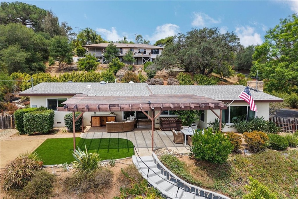 3057 Via Hermosa
