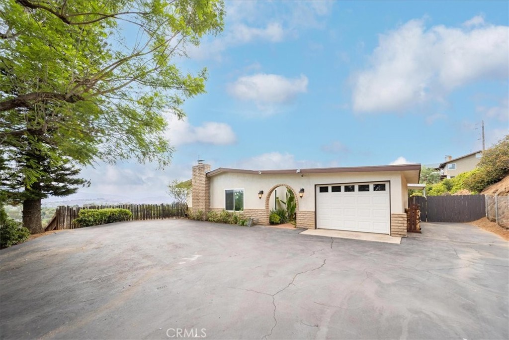 3057 Via Hermosa