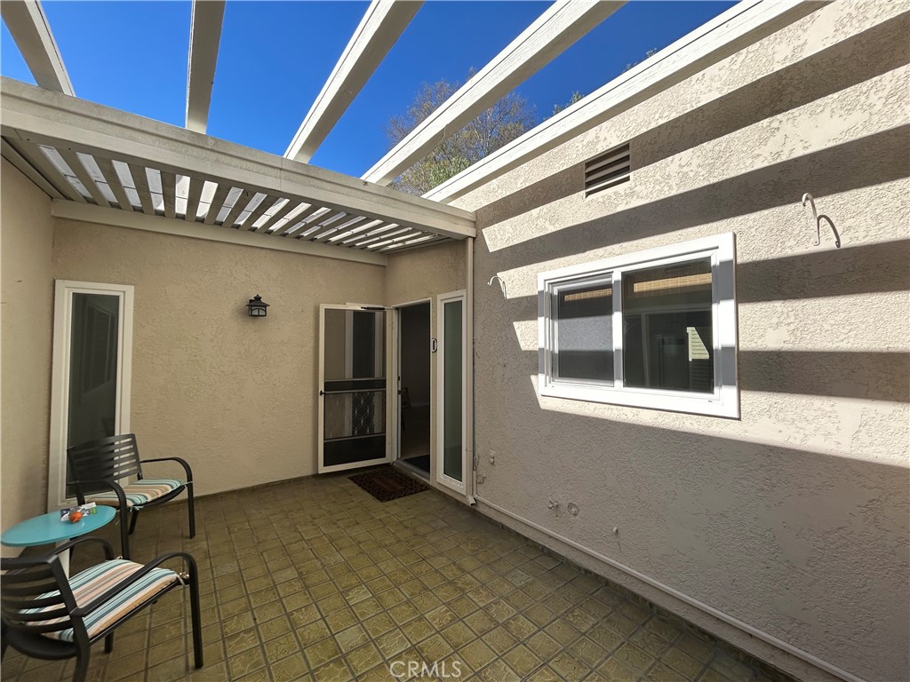 2335 Avenida Sevilla D