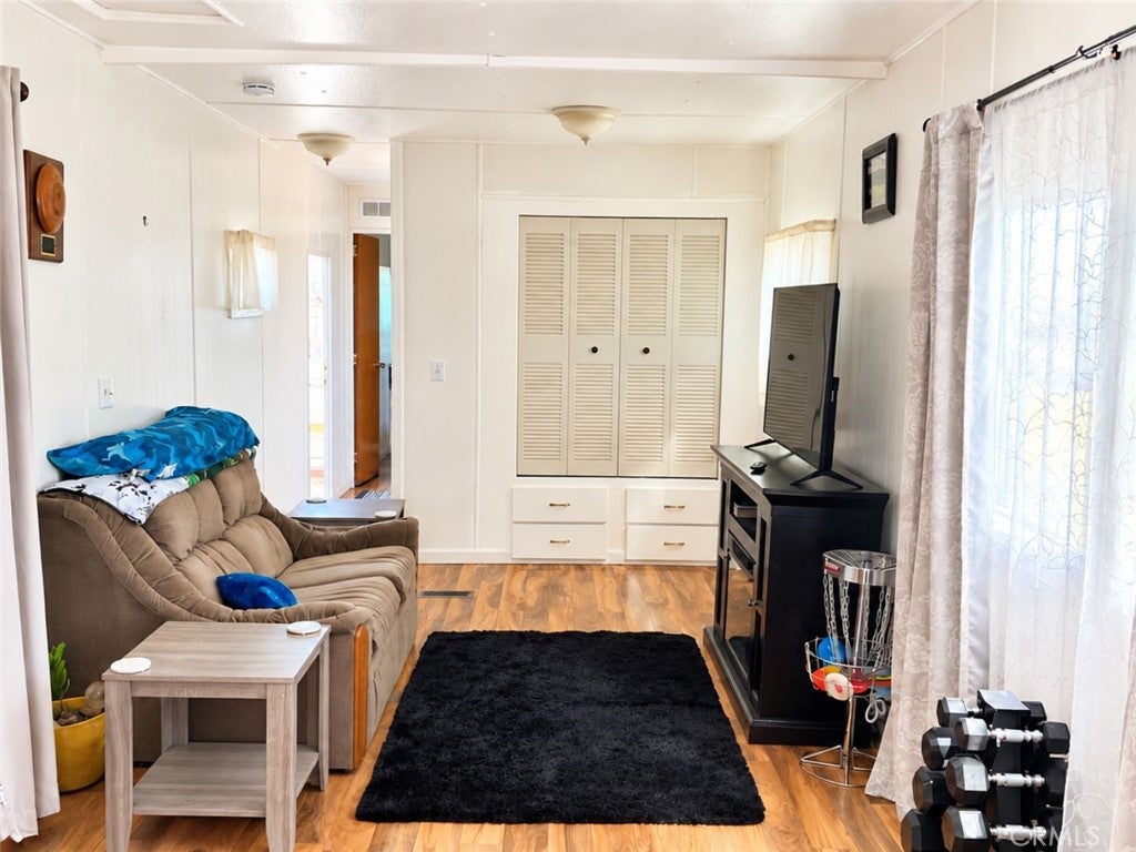1600 E Clark 8