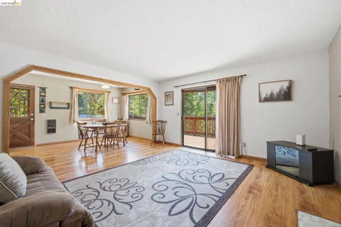 Tiny photo for 23593 Lakewood Dr DR, Twain Harte, CA 95383 (MLS # 41151585)