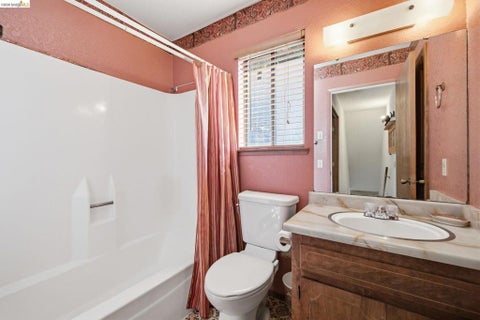 Tiny photo for 23593 Lakewood Dr DR, Twain Harte, CA 95383 (MLS # 41151585)