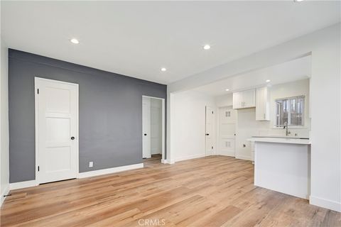 Photo of 4427 Exposition Boulevard, Los Angeles, CA 90016 (MLS # SR25116913)