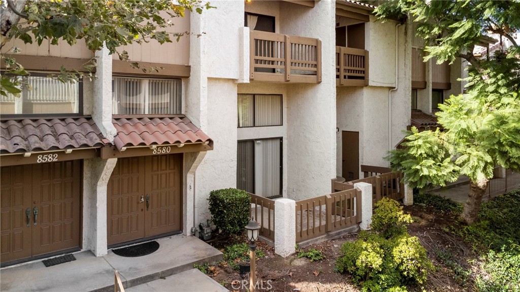 8580 Village Lane