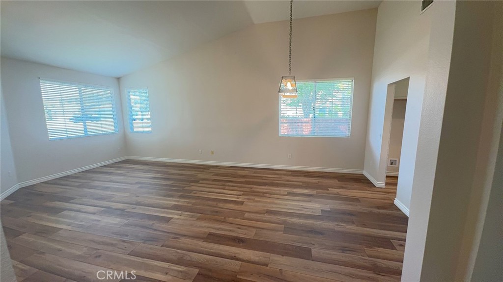 41146 Lorient Court