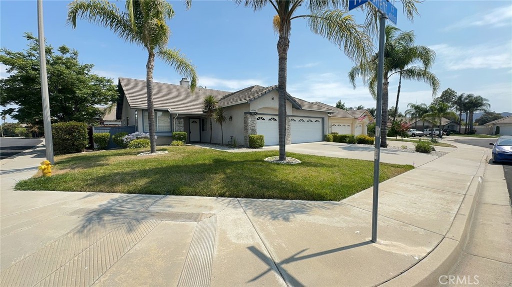 41146 Lorient Court