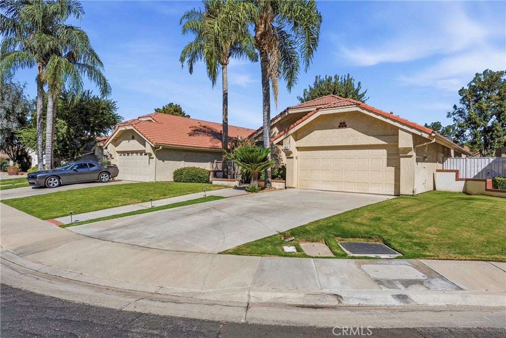 8012 Chaucer Street