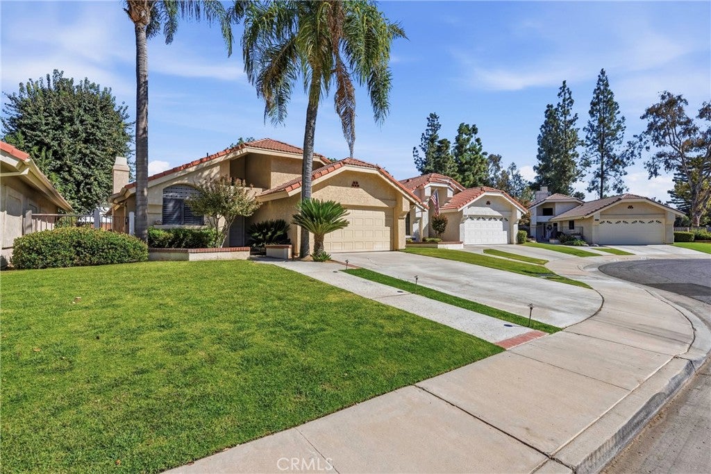 8012 Chaucer Street