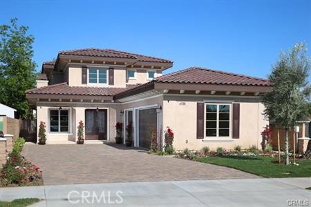 gorgeous customized home ,3800sf 5 bedroom, 5.5 bathroom in large lot in excellent temple city school district. Conveniently located to schools, shopping and restaurants....