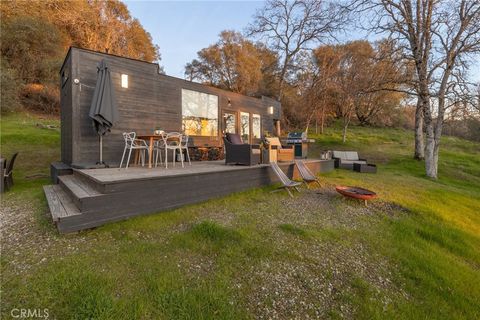 Photo of 33940 Jennifer Way, Coarsegold, CA 93614 (MLS # MD26005613)