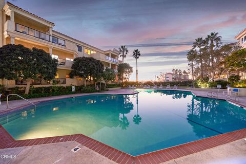 Tiny photo for 1758 Emerald Isle Way, Oxnard, CA 93035 (MLS # V1-34397)