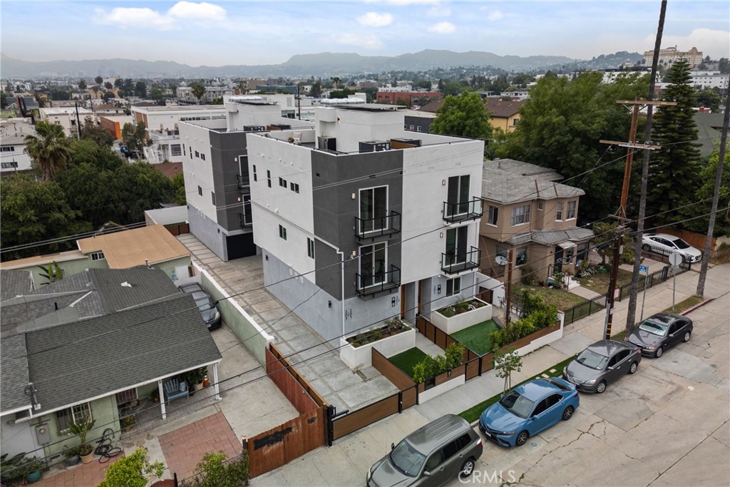 201 S Westlake Ave