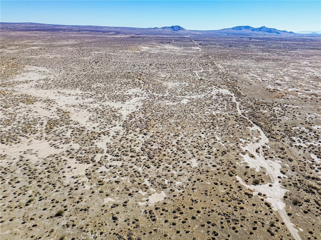 125 th E & Lancaster Boulevard E