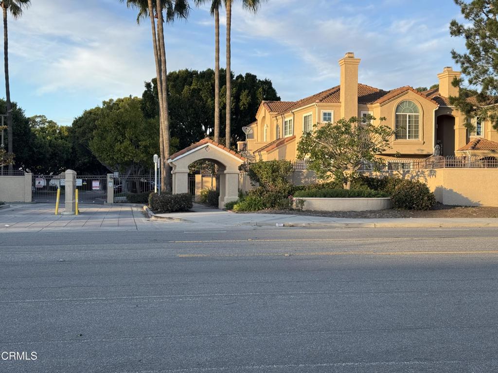 California Lighthouse 10 - 4810 - Residential