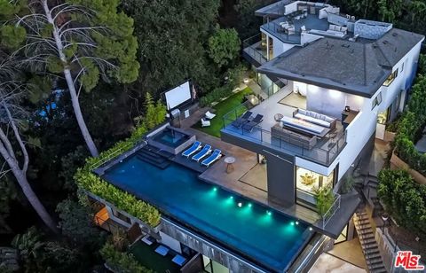 Photo of 3712 Broadlawn Drive, Los Angeles, CA 90068 (MLS # 26635959)