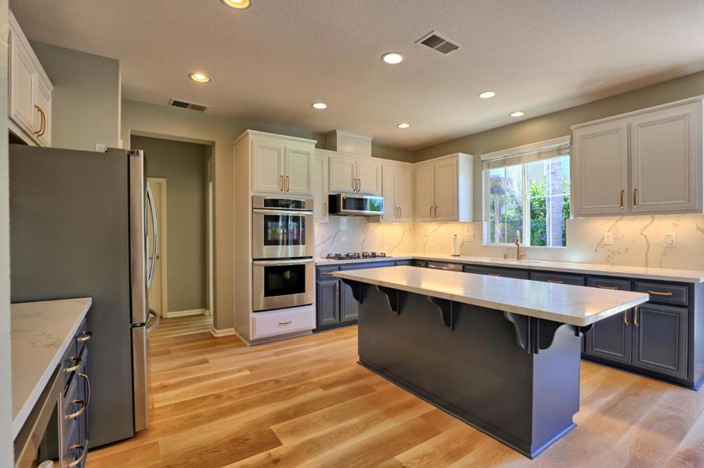 1250 Sunrise Drive