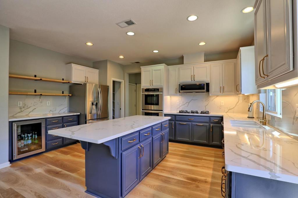 1250 Sunrise Drive