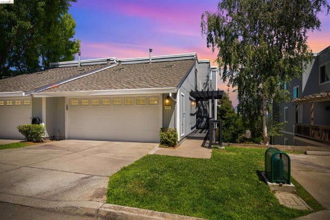 Photo of 420 Brandywine Ln LN, Pleasant Hill, CA 94523 (MLS # 41138002)