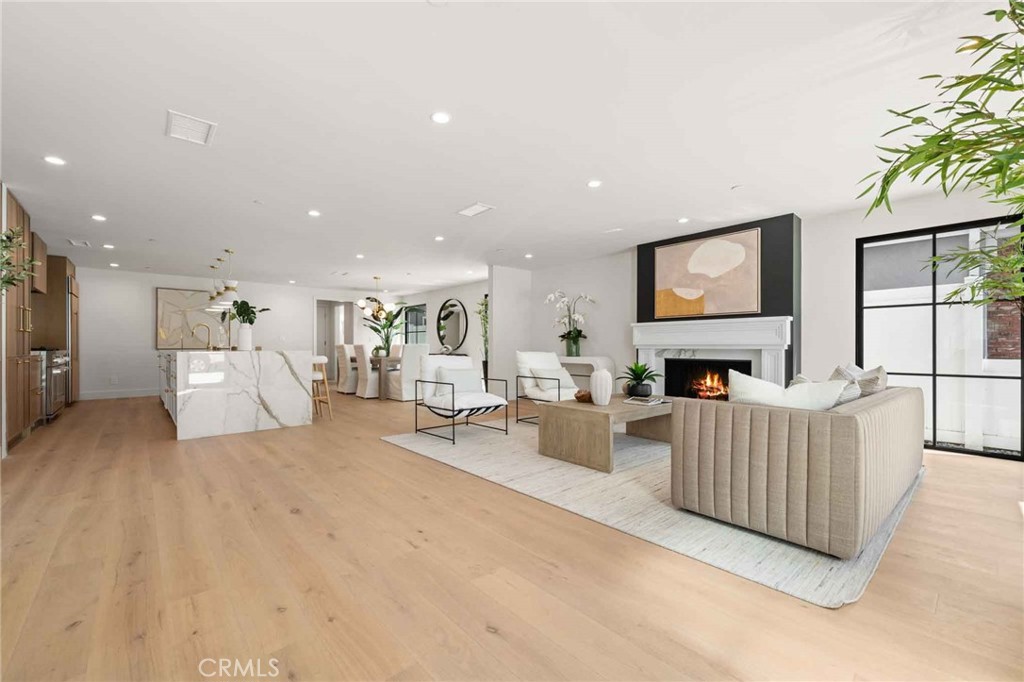 214 Abalone Avenue