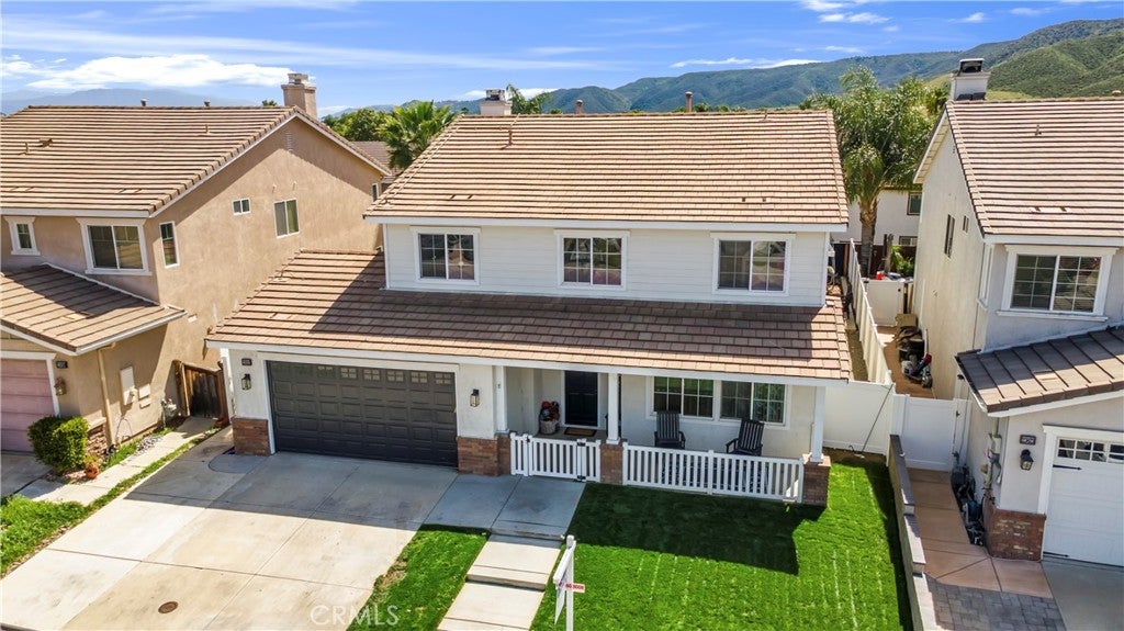 23831 Cloverleaf
