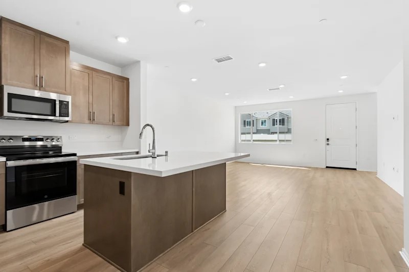 3581 S. Eichler Paseo