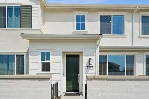 Photo of 3581 S. Eichler Paseo, Ontario, CA 91761 (MLS # OC25261116)