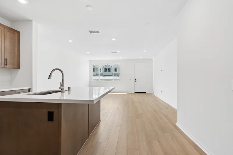 3581 S. Eichler Paseo