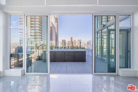 Photo of 1201 S Hope Street #PH 1, Los Angeles, CA 90015 (MLS # 25598697)