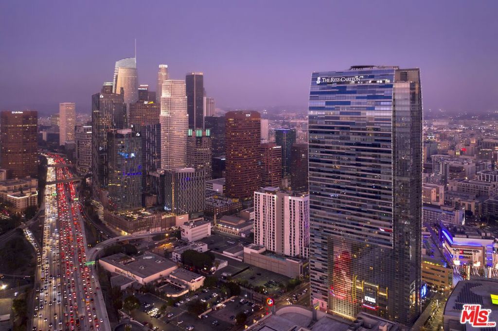 Photo of 900 W Olympic Boulevard #47G, Los Angeles, CA 90015 (MLS # 25621247)