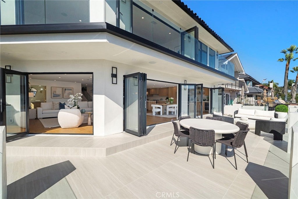 4042 Figaro, Huntington Beach CA 92649 - Photo 32