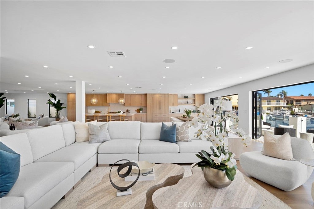 4042 Figaro, Huntington Beach CA 92649 - Photo 26