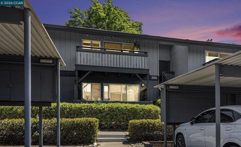 Photo of 205 Masters Ct #3, Walnut Creek, CA 94598 (MLS # 41135654)