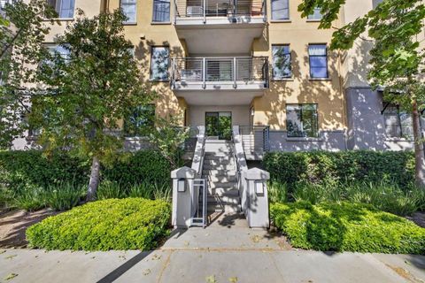 Photo of 800 N 8th Street #103, San Jose, CA 95112 (MLS # ML82045726)