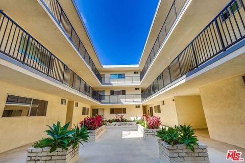 Tiny photo for 3734 S Canfield Avenue #331, Los Angeles, CA 90034 (MLS # 25608423)