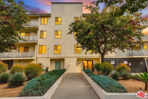 Tiny photo for 3734 S Canfield Avenue #331, Los Angeles, CA 90034 (MLS # 25608423)