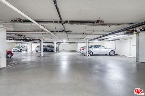 Tiny photo for 3734 S Canfield Avenue #331, Los Angeles, CA 90034 (MLS # 25608423)