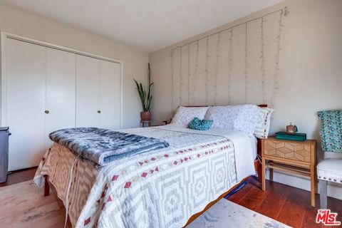 Tiny photo for 3734 S Canfield Avenue #331, Los Angeles, CA 90034 (MLS # 25608423)