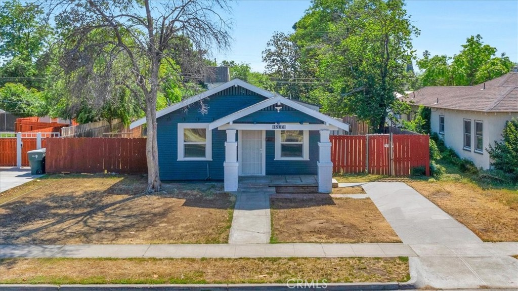 Fresno, get ready to fall in love! This stunning 2 bedroom, 1 bath home has been completely transformed with a gorgeous remodel. Enjoy year-round comfort with a brand new AC unit and energy-efficient new windows. Step inside and be greeted by new flooring flowing seamlessly throughout the entire house. Every detail has been considered, from the stylish new doors to the fresh, new look that will make you say "wow!" Don't miss out on this incredible opportunity to own a like-new home! Schedule your showing today!