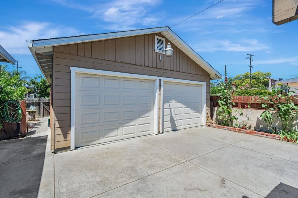 listing image 130729974326181775515