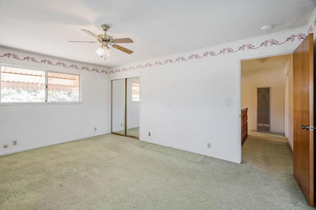 listing image 130728721170701256630