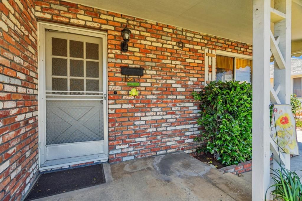 listing image 130723851111466310843