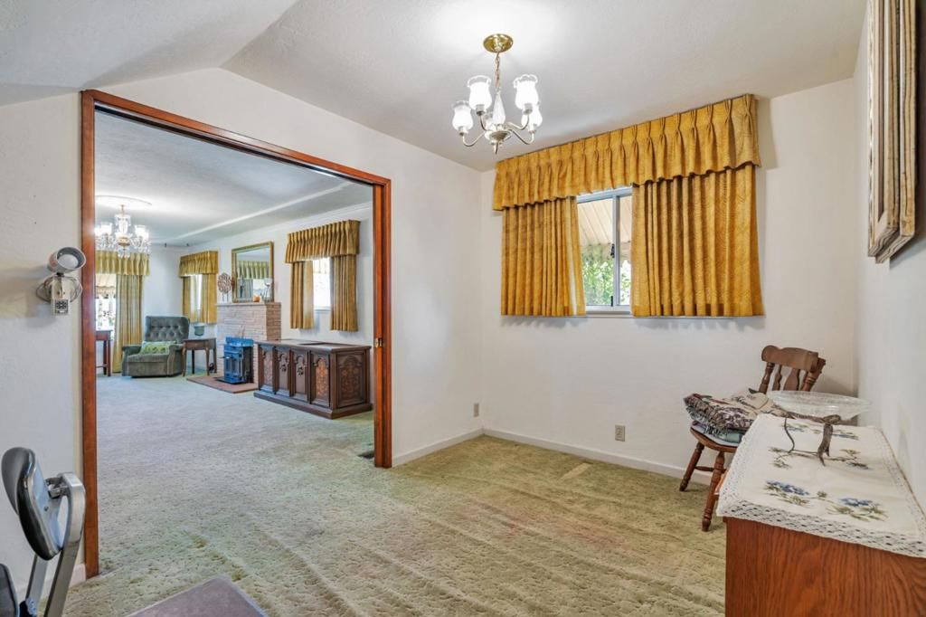 listing image 130729109369732250486