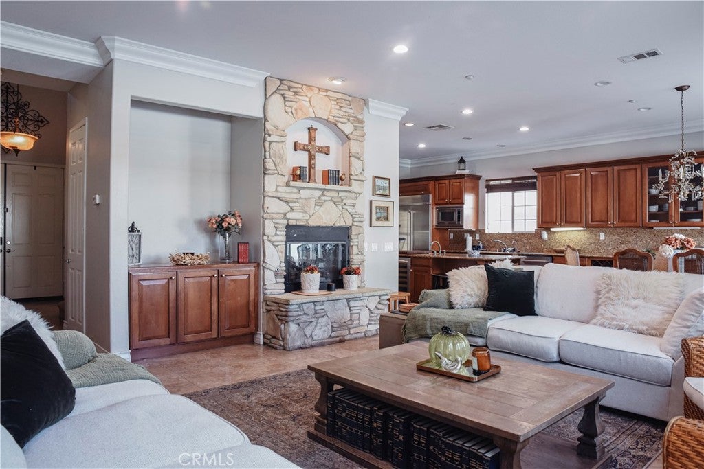 6029 Lily Rock Dr