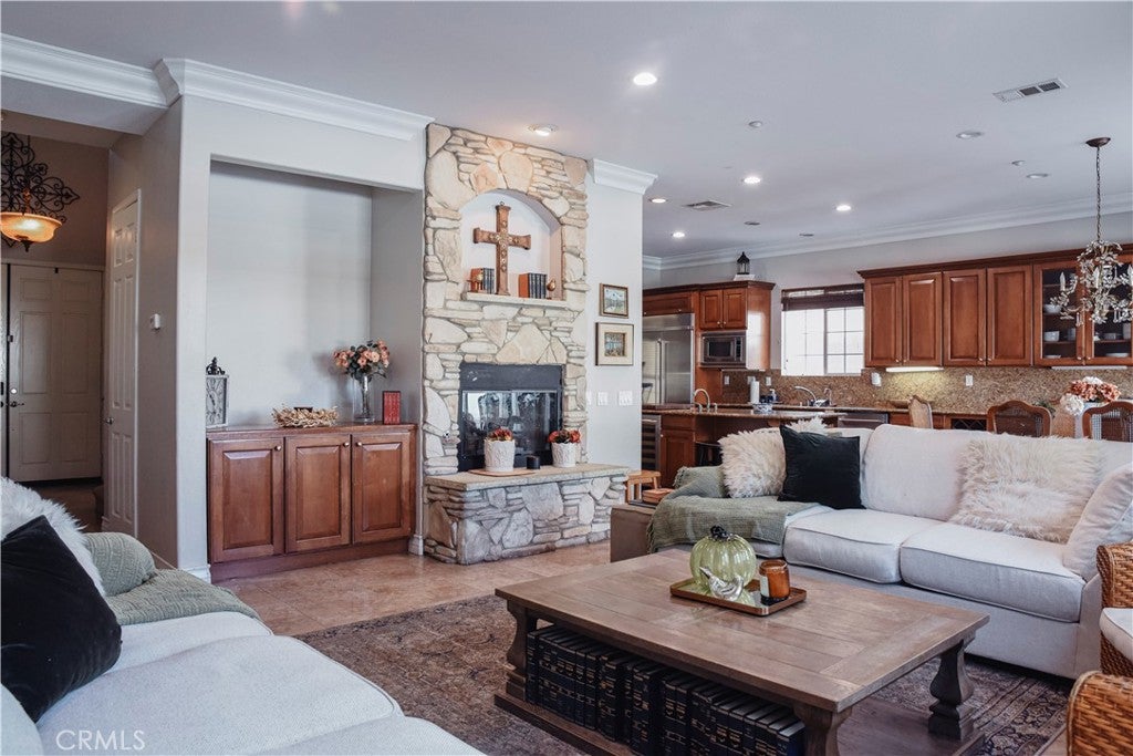 6029 Lily Rock Dr