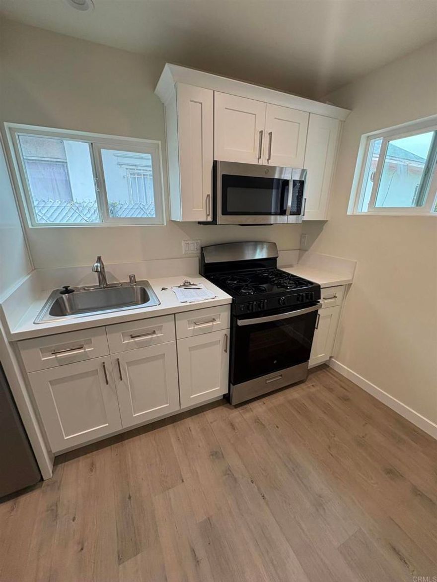 TOTAL REMODEL! Available 10/07/2025!  BEAUTIFUL INTERIOR:   - 1 BD / 1 BA / 550 Sq. Ft. / (Square Footage Estimated)  - REMODELED Kitchen  - Granite Counters  - Shaker Cabinets  - Stainless Steel Appliances / Gas Range  - Neutral Paint - Plank / Tile Flooring Throughout (no carpet!)  - Modern Plumbing / Electric Fixtures  - Tiled Shower  - Soak Tub  - Dual Pane Windows  - Wall AC unit  - Open Layout   OUTDOOR SPACE:  - Ample street parking  - 3.6 Miles to Coronado Beaches  - Close to all including the trolley station, shopping, and Downtown San Diego!  Remodeled 1 bed 1bath!  Available October 7th!  1-2 Year Lease - 1 pet ok, $100/month per pet. Pets must be well behaved. Tenant pays $200 monthly utility fee for SDGE Gas and Electric, water and sewer. Tenant pays Renters Insurance $250,000 liability coverage. Lease signing fee $35/adult. Tenant must get their own PO Box for mail.