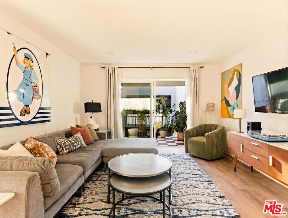 3015 Division Street 219