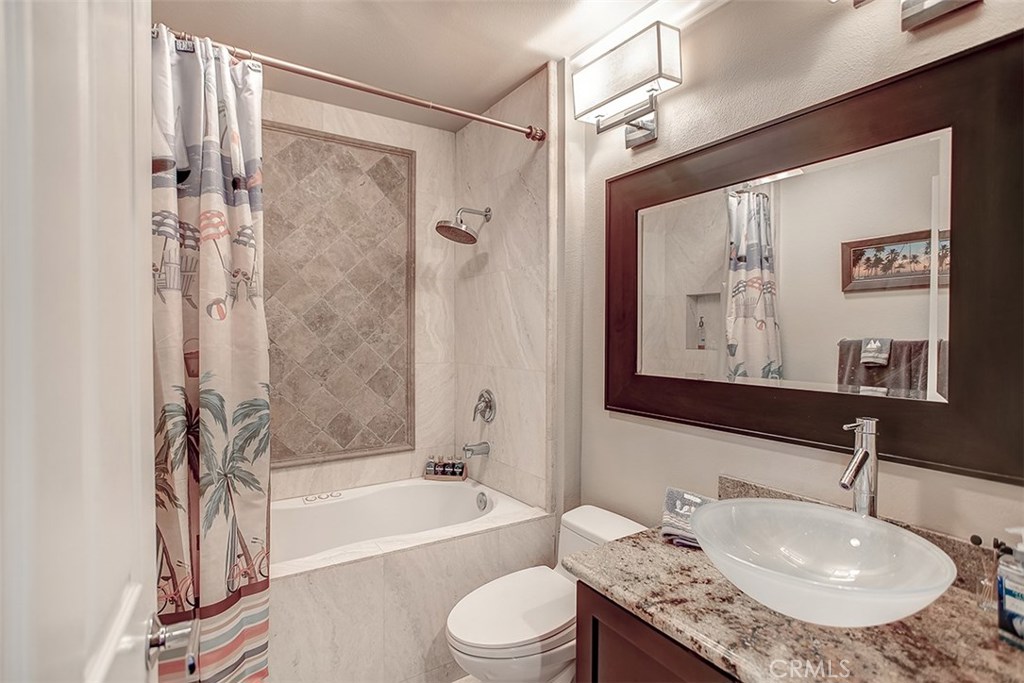 Encantamar Condos (ENC) - Residential