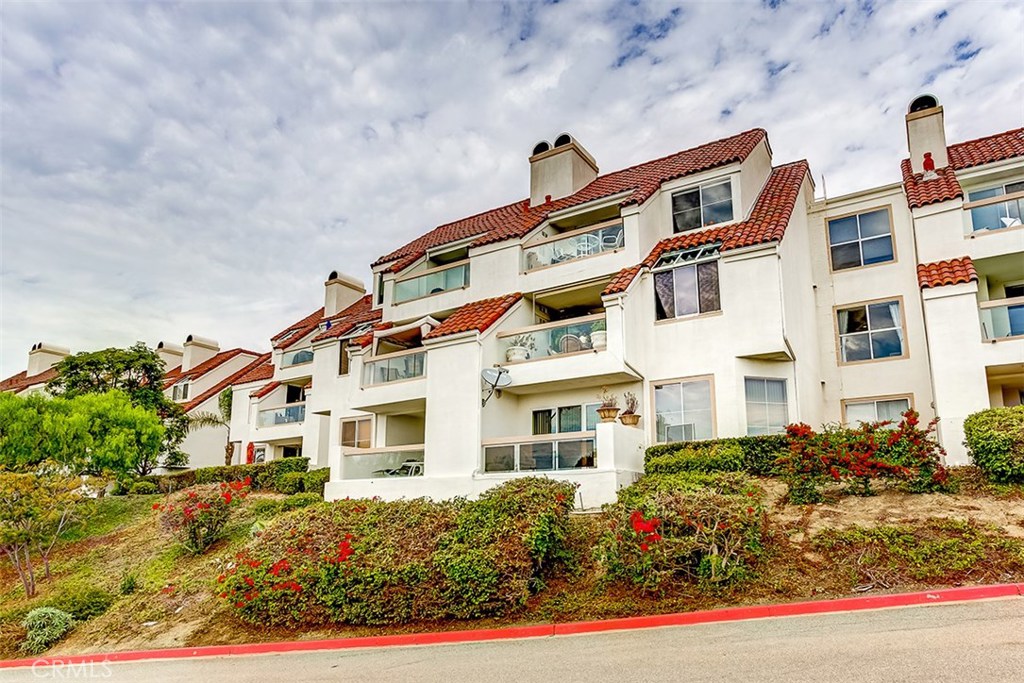 Encantamar Condos (ENC) - Residential