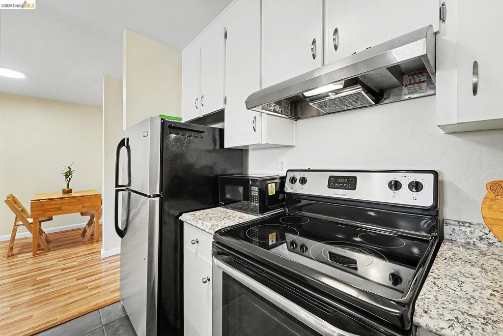 2005 Pleasant Valley 215