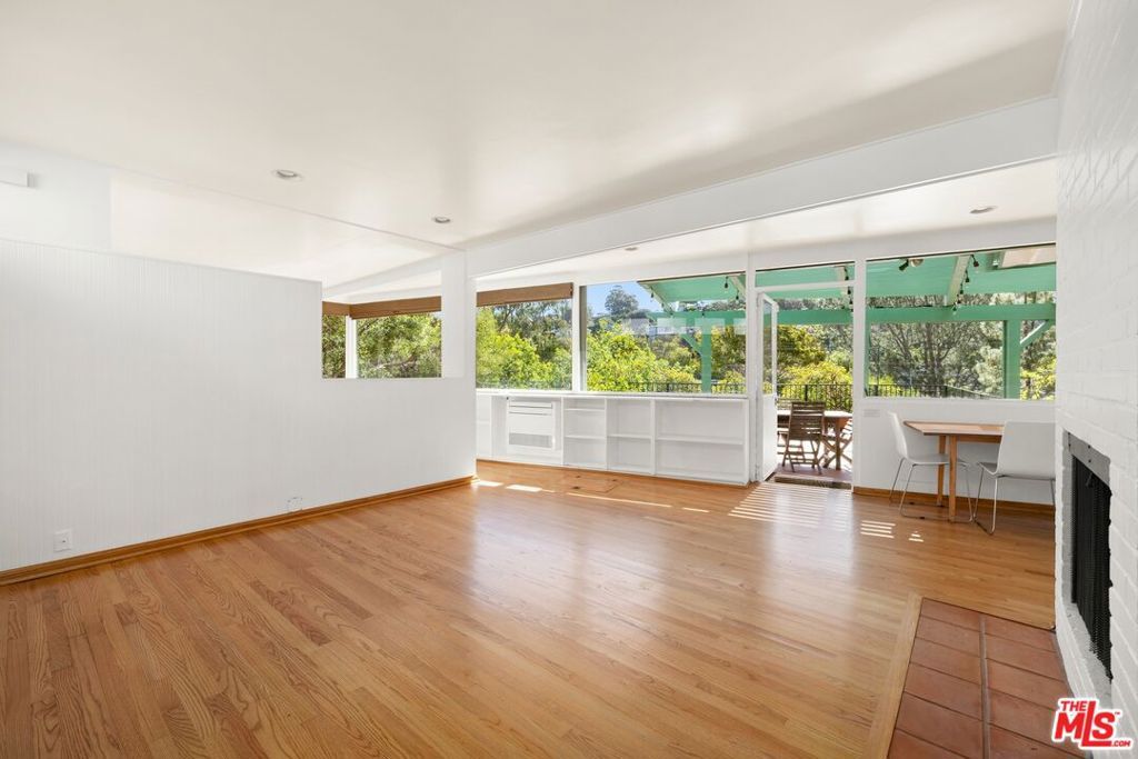 Photo of 217 Amalfi Drive, Santa Monica, CA 90402 (MLS # 26698445)
